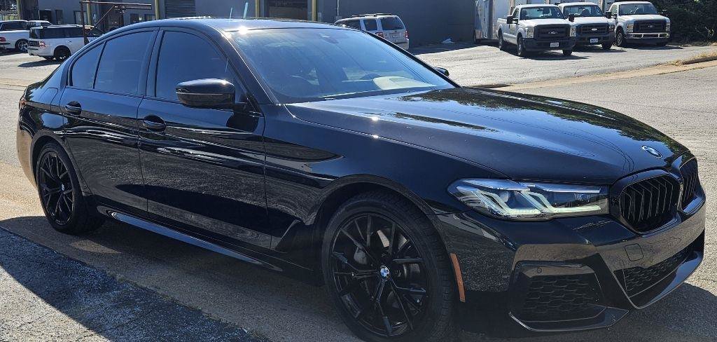Used 2021 BMW 540i xDrive w/ M Sport Package AWD/4WD image 2
