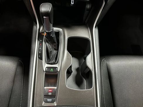 Used 2019 Honda Accord LX image 25