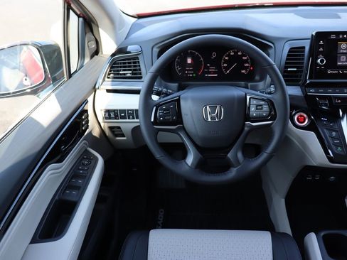 Certified 2026 Honda Odyssey Elite image 20