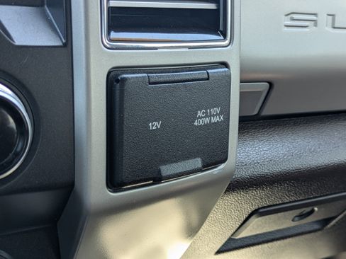 Used 2019 Ford F250 King Ranch w/ King Ranch Ultimate Package AWD/4WD image 31