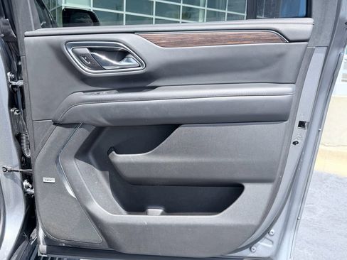 Used 2021 Chevrolet Suburban High Country AWD/4WD image 33