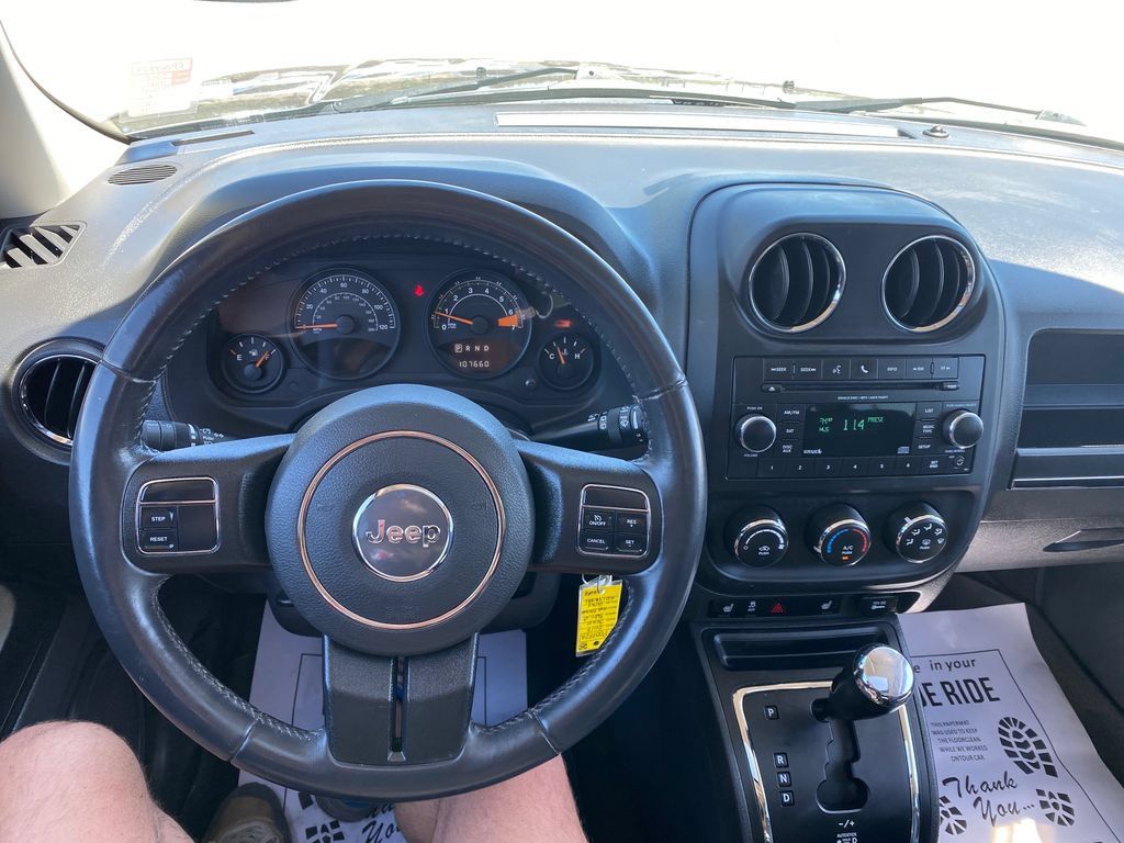 Used 2017 Jeep Patriot High Altitude AWD/4WD image 14