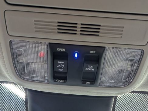 New 2026 Honda Odyssey EX-L image 34
