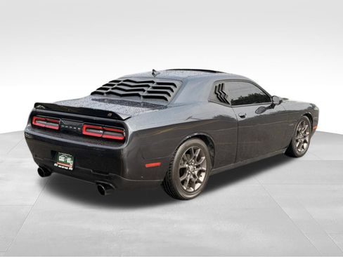 Used 2018 Dodge Challenger GT AWD/4WD image 5