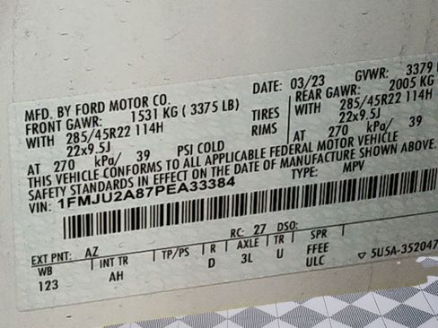 Used 2023 Ford Expedition Limited image 16