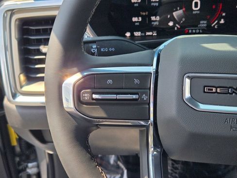 New 2026 GMC Canyon Denali AWD/4WD image 40