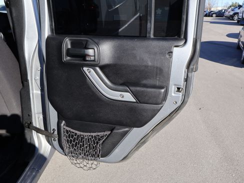 Used 2013 Jeep Wrangler Unlimited Sahara w/ Dual Top Group image 15