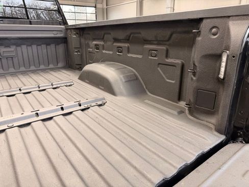 Used 2020 GMC Sierra 2500 SLE image 9