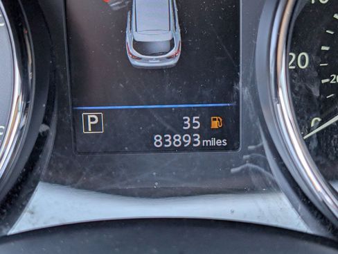 Used 2020 Nissan Rogue Sport S FWD image 13