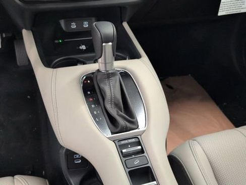 New 2026 Honda HR-V EX-L image 17