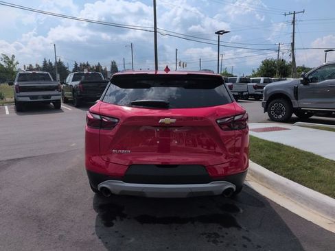 Used 2021 Chevrolet Blazer LT FWD image 4