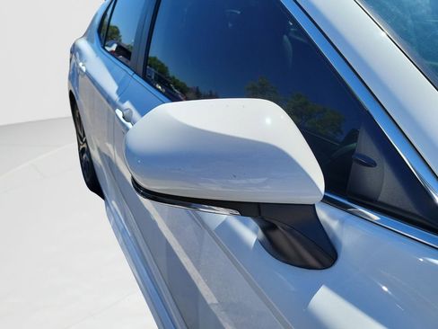 Certified 2024 Toyota Camry SE w/ Convenience Package image 5
