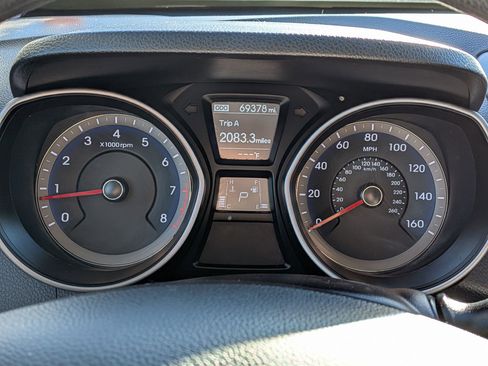 Used 2017 Hyundai Elantra GT image 20