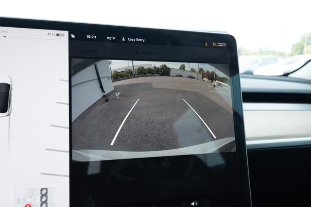 Used 2023 Tesla Model 3 Standard Range RWD image 19