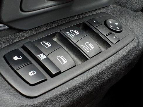 Used 2024 RAM 1500 Classic SLT RWD image 20