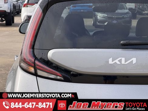 Used 2023 Kia Soul LX w/ Option Group 015 image 10