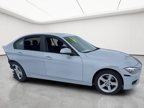 Used 2014 BMW 328i xDrive Sedan AWD/4WD image 5