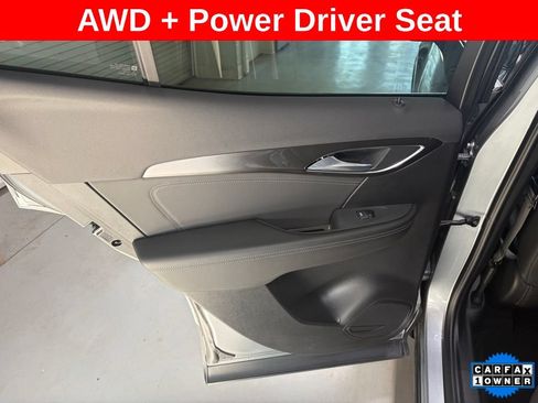 Used 2025 Buick Envision Preferred AWD/4WD image 16
