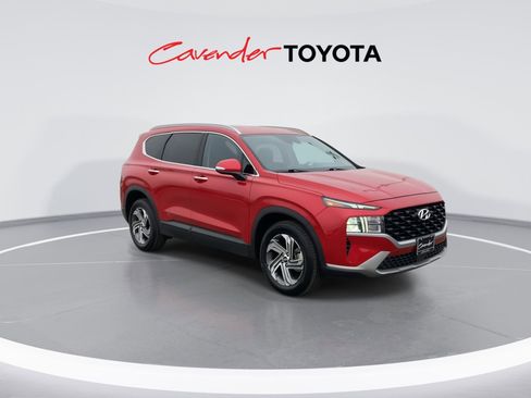 Used 2023 Hyundai Santa Fe SEL image 2