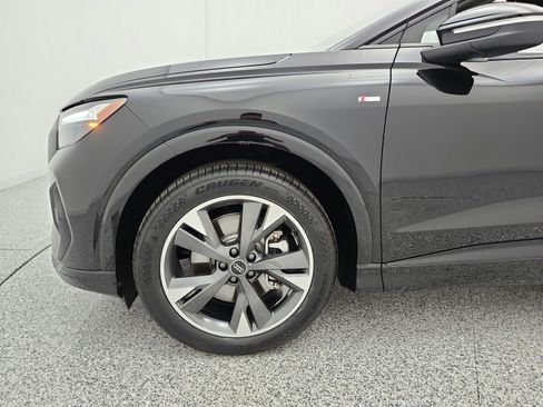 Used 2024 Audi Q4 e-tron Premium Plus w/ Premium Plus AWD/4WD image 17