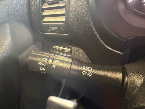 Used 2017 Nissan Altima 2.5 SR w/ Midnight Edition Package image 12