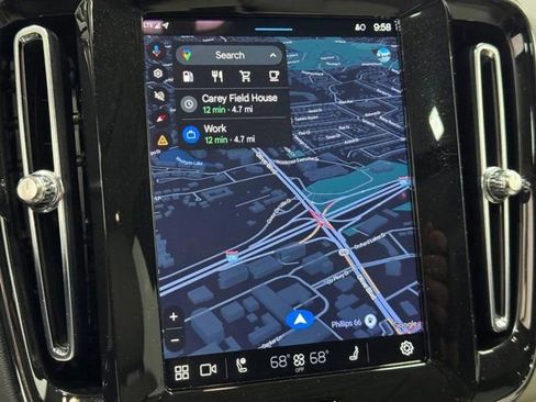 Used 2025 Volvo XC40 B5 Ultra image 24