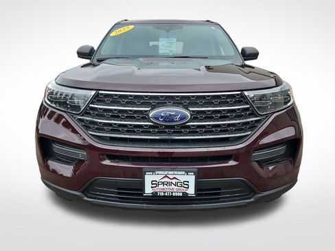 Used 2023 Ford Explorer XLT AWD/4WD image 8