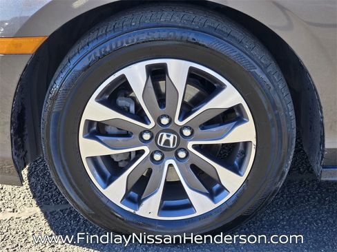 Used 2022 Honda Odyssey EX-L image 9