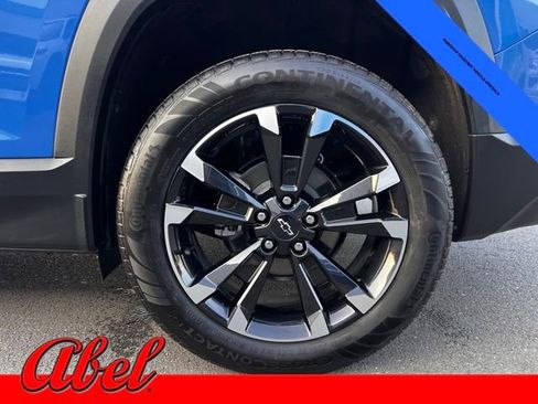 New 2025 Chevrolet Equinox RS w/ Convenience Package III image 9