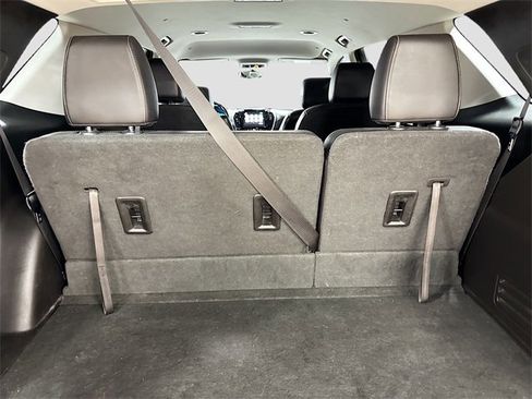 Used 2019 Chevrolet Traverse LT image 23