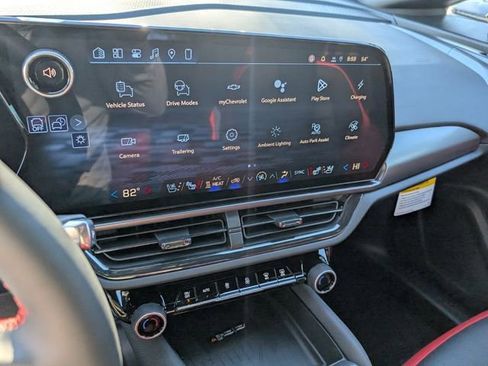 New 2026 Chevrolet Equinox EV RS FWD image 10