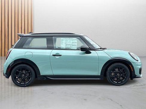 New 2026 MINI Cooper S image 2