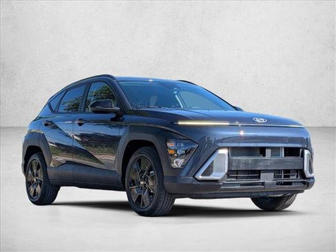 Used 2026 Hyundai Kona SEL Sport image 3