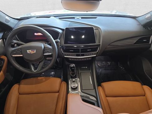 Certified 2024 Cadillac CT5 V w/ Platinum Package AWD/4WD image 9