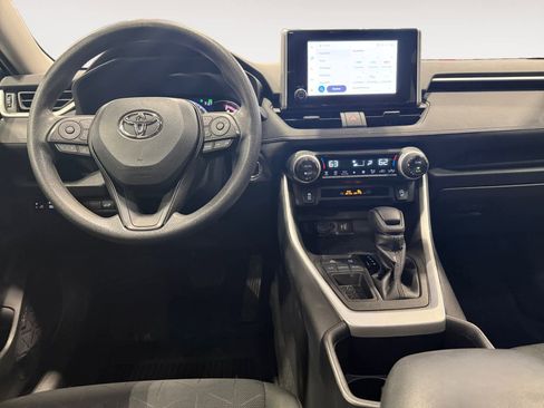 Used 2023 Toyota RAV4 XLE w/ Convenience Package FWD image 11