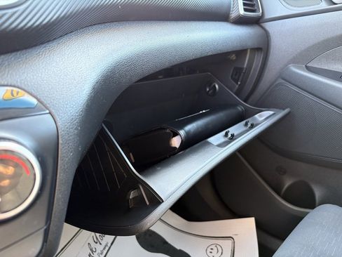 Used 2020 Hyundai Tucson SE image 39