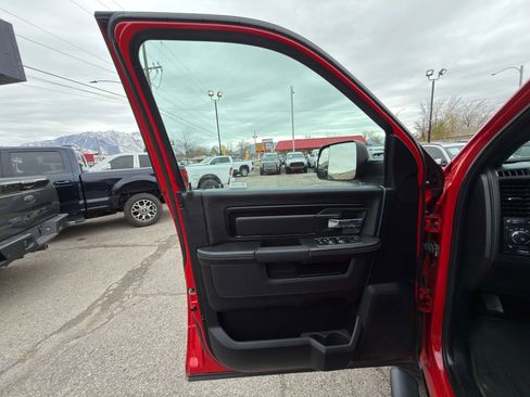 Used 2018 RAM 1500 Rebel w/ Luxury Group image 40