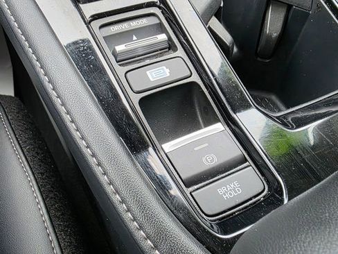 Used 2023 Honda Accord Touring image 39