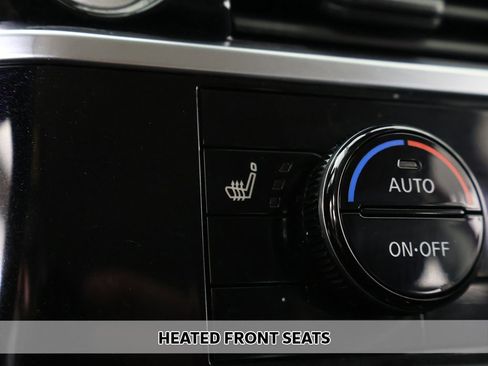 Used 2023 Nissan Pathfinder SL w/ Lighting Package (N92) image 8