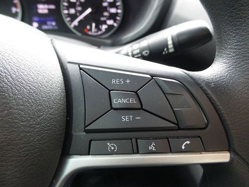 Used 2020 Nissan Sentra S FWD image 33