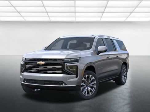 New 2026 Chevrolet Suburban High Country AWD/4WD image 7