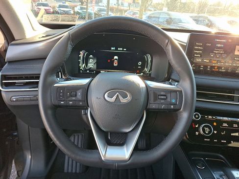Certified 2025 INFINITI QX60 Luxe image 21