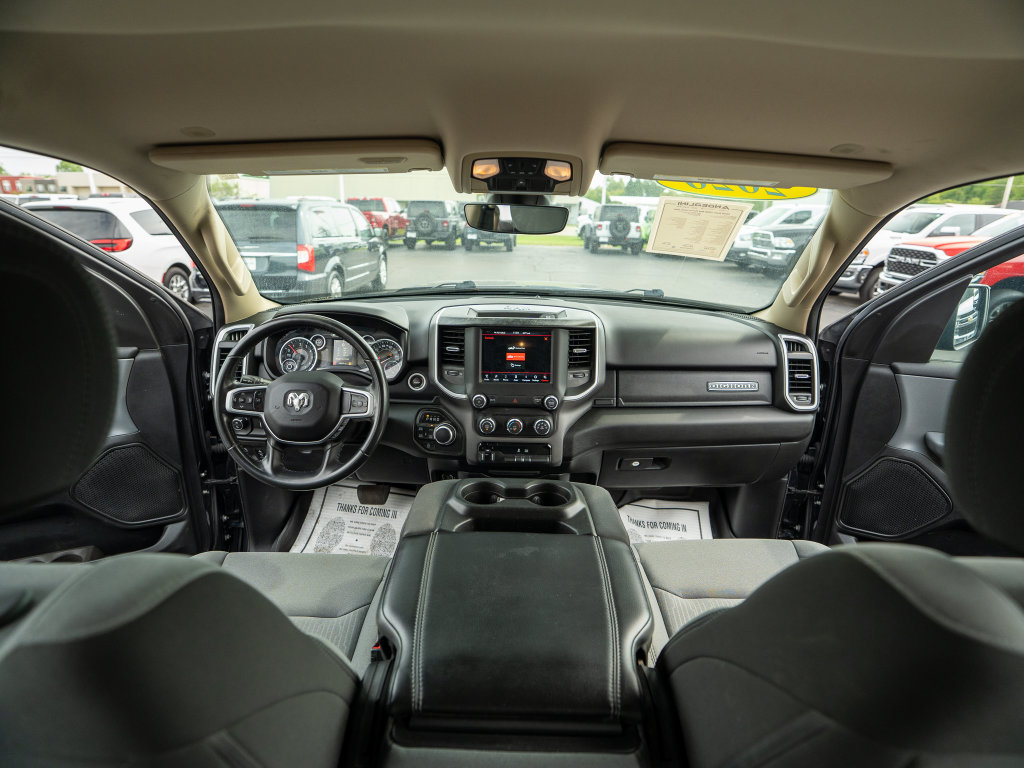 Used 2020 RAM 1500 Big Horn AWD/4WD image 19
