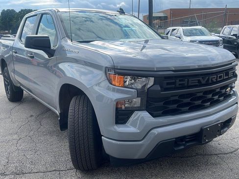 Used 2024 Chevrolet Silverado 1500 Custom AWD/4WD image 3