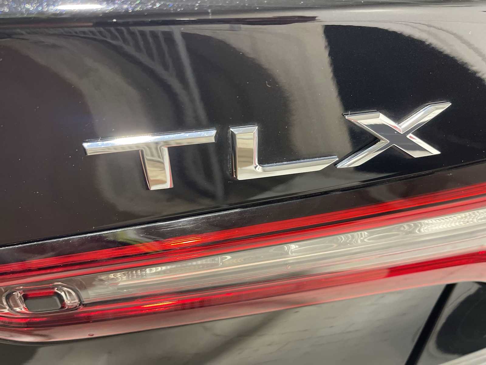 Certified 2024 Acura TLX w/ Technology Package FWD image 7