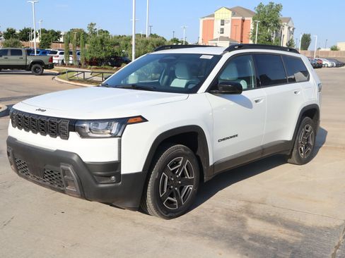 New 2026 Jeep Cherokee Laredo AWD/4WD image 10
