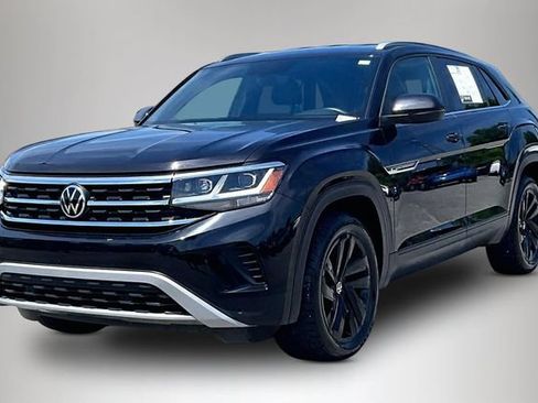 Used 2022 Volkswagen Atlas Cross Sport SE AWD/4WD image 2
