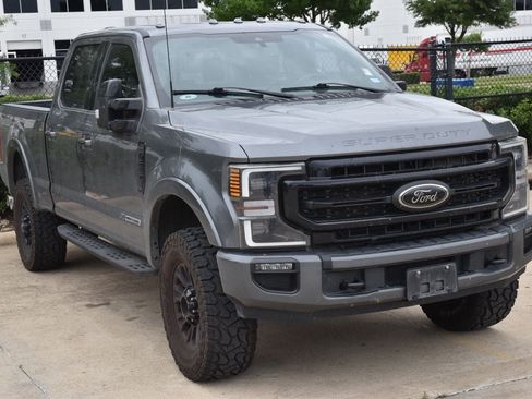 Used 2022 Ford F250 Lariat w/ Tremor Off-Road Package AWD/4WD image 4
