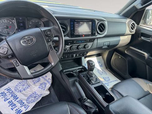 Used 2019 Toyota Tacoma TRD Pro w/ Desert Air Intake Package AWD/4WD image 10