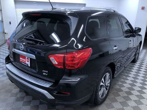 Used 2017 Nissan Pathfinder SV w/ SV Cold Weather Package image 33